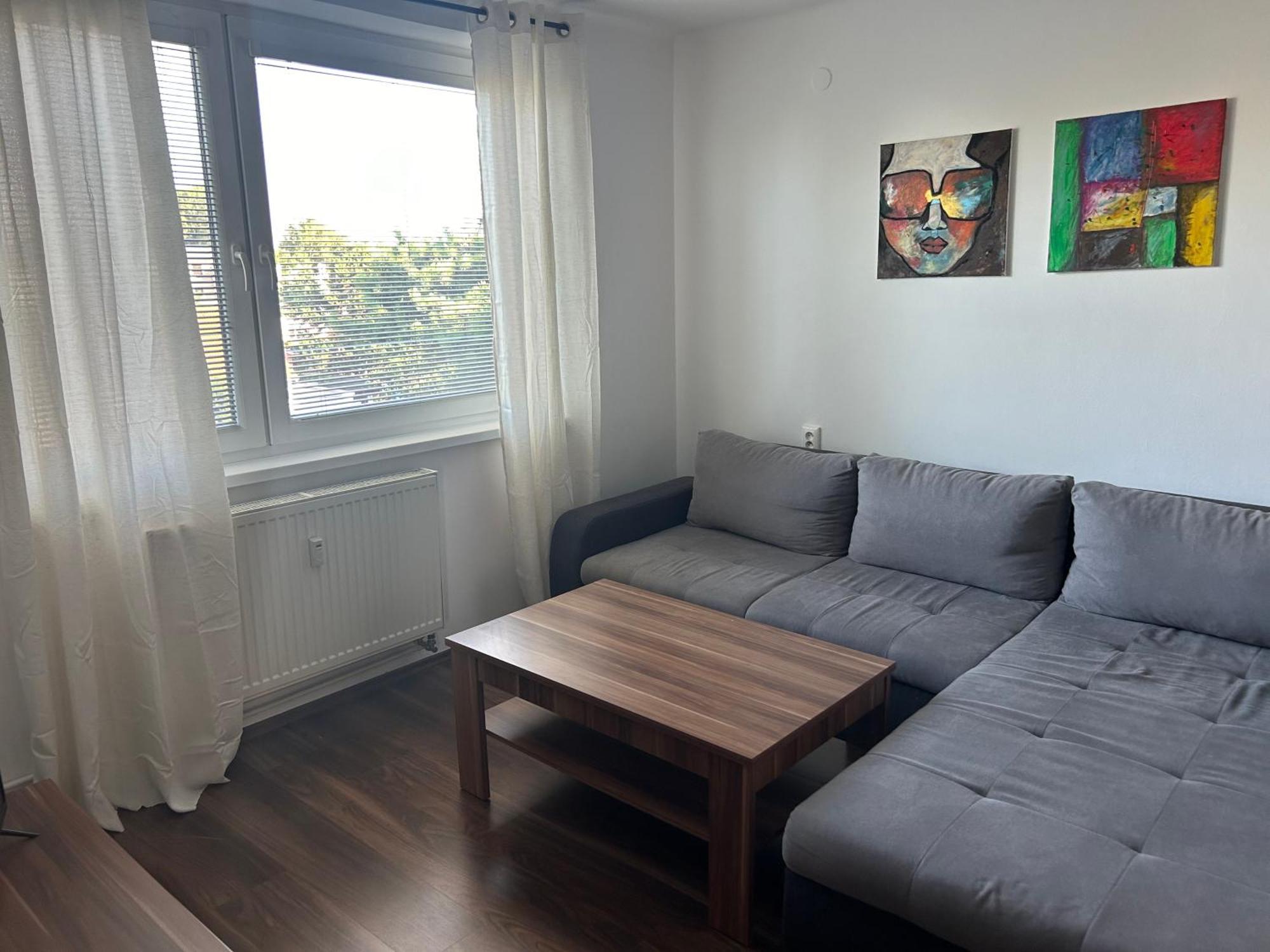Apartman Rose Дунайска-Стреда Экстерьер фото